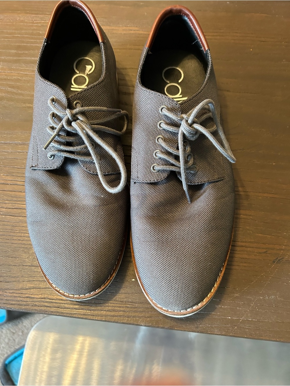 Calvin Klein men’s gray canvas oxfords